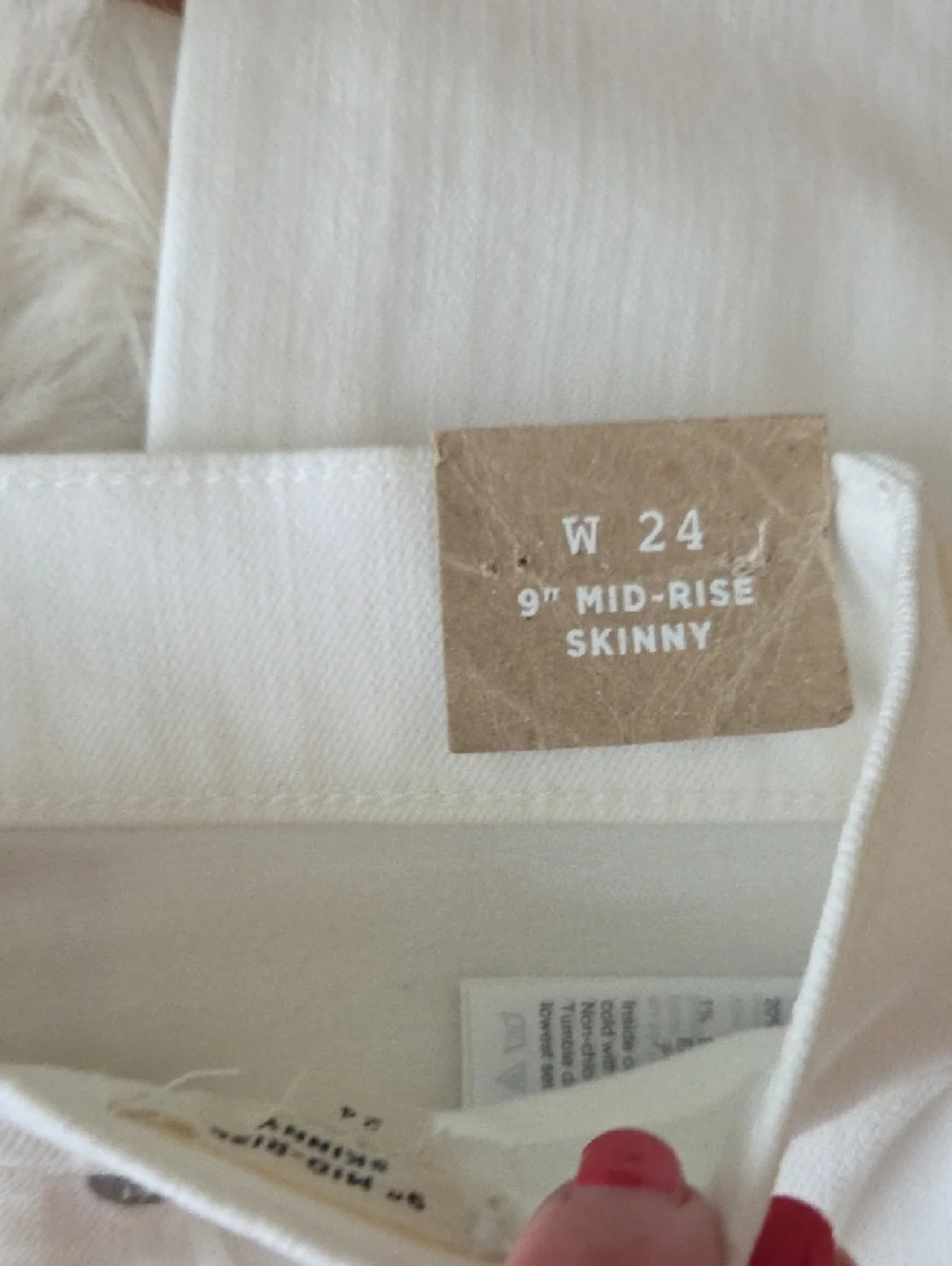 NWT Madewell White 9 Inch Mid Rise Skinny Jeans Button-Fly Sz 24